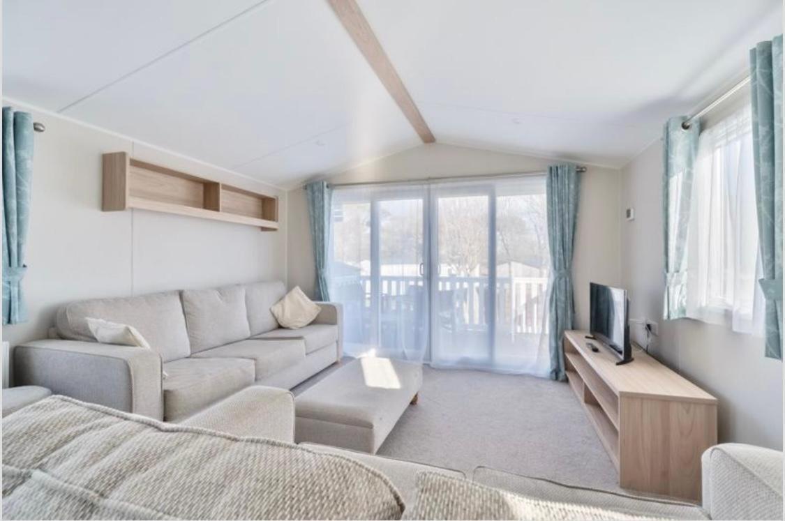 Emma'S Retreat 3-Bedroom Caravan Sleeps 6 At Durdle Door Nr Wareham Dorset Exterior photo